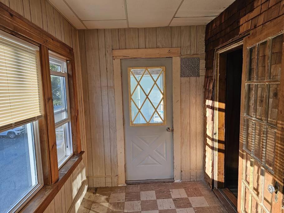 Indian Lake House Worcester Exterior photo